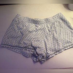 Roller rabbit pajama set yellow hearts